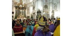 Aussendung der Sternsinger im Hohen Dom zu Fulda (Foto: Karl-Franz Thiede)